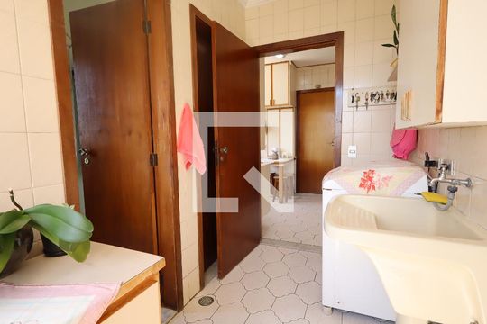 Área de Serviço de apartamento à venda com 4 quartos, 213m² em Jardim Ampliacao, São Paulo