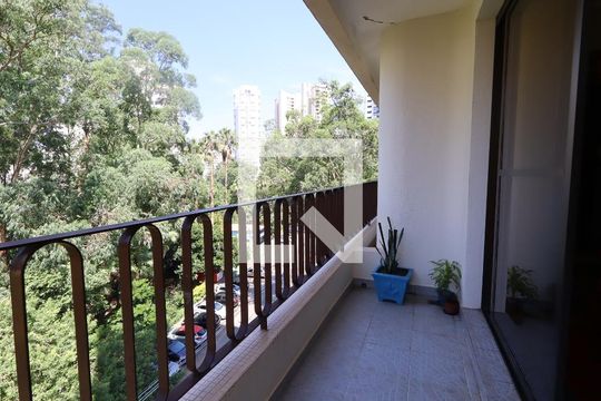 Varanda  de apartamento à venda com 4 quartos, 213m² em Jardim Ampliacao, São Paulo