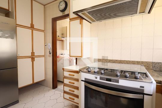 Cozinha de apartamento à venda com 4 quartos, 213m² em Jardim Ampliacao, São Paulo