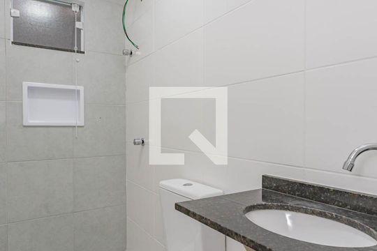 Banheiro de apartamento à venda com 1 quarto, 27m² em Vila Moinho Velho, São Paulo