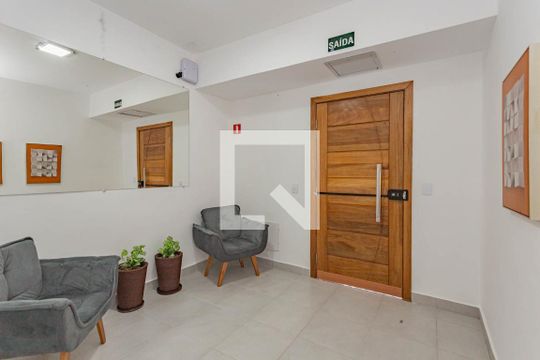 Área comum de kitnet/studio para alugar com 1 quarto, 28m² em Vila Moinho Velho, São Paulo