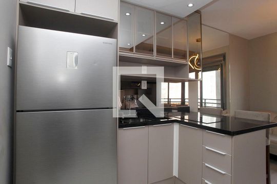Studio - Cozinha de kitnet/studio à venda com 1 quarto, 25m² em Farroupilha, Porto Alegre