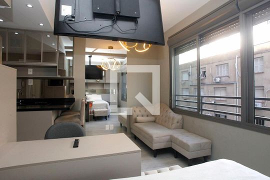 Studio - Sala / Quarto de kitnet/studio à venda com 1 quarto, 25m² em Farroupilha, Porto Alegre