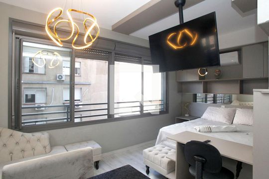 Studio - Sala / Quarto de kitnet/studio à venda com 1 quarto, 25m² em Farroupilha, Porto Alegre