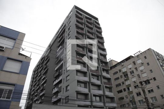 Fachada de kitnet/studio à venda com 1 quarto, 25m² em Farroupilha, Porto Alegre