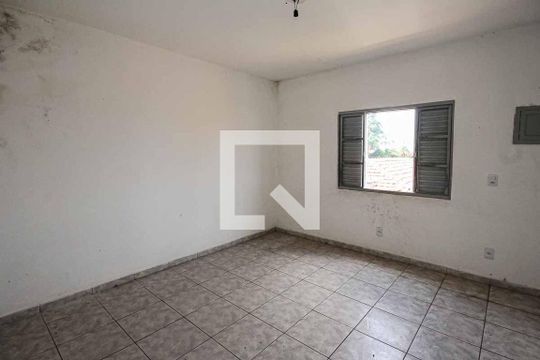 Quarto de casa para alugar com 1 quarto, 150m² em Vila California, São Paulo