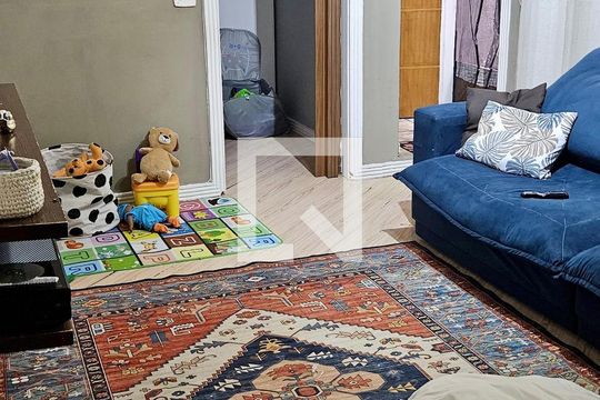 Sala de casa à venda com 2 quartos, 150m² em Bela Vista, Osasco