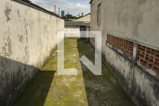 Área externa de casa à venda com 2 quartos, 150m² em Bela Vista, Osasco
