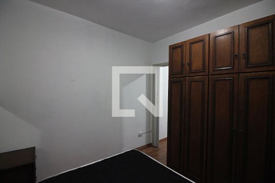 Quarto 1 de casa à venda com 2 quartos, 119m² em Conjunto Residencial Pombeva, São Bernardo do Campo