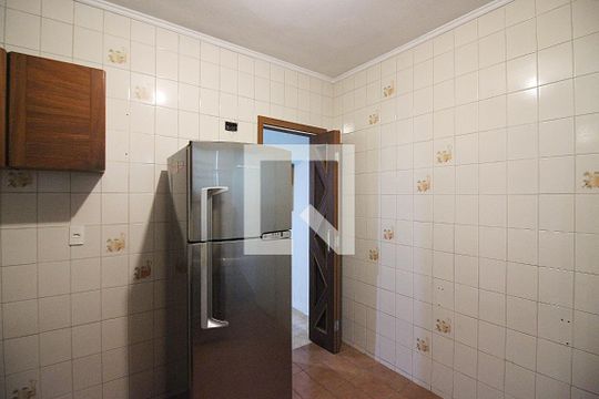 Cozinha de casa à venda com 2 quartos, 119m² em Conjunto Residencial Pombeva, São Bernardo do Campo