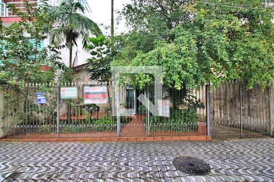 Fachada de casa à venda com 2 quartos, 330m² em Vila Alvaro Marques, São Bernardo do Campo