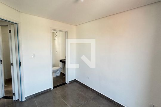 Suite de apartamento à venda com 2 quartos, 106m² em Vila Curuçá, Santo André