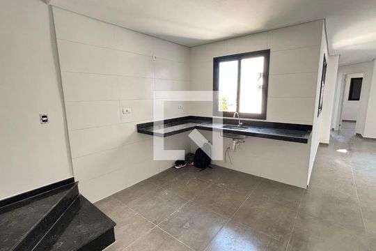 Cozinha de apartamento à venda com 2 quartos, 106m² em Vila Curuçá, Santo André