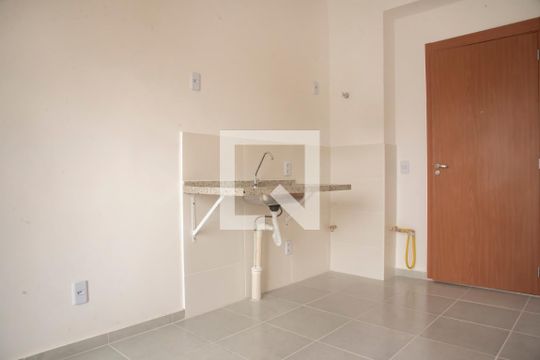 Cozinha de apartamento para alugar com 1 quarto, 26m² em Vila da Saúde, São Paulo