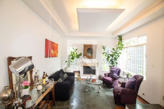 Sala  de casa à venda com 4 quartos, 320m² em Vila Cruzeiro, São Paulo
