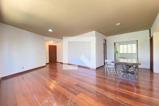 Sala de apartamento para alugar com 3 quartos, 196m² em Pituba, Salvador