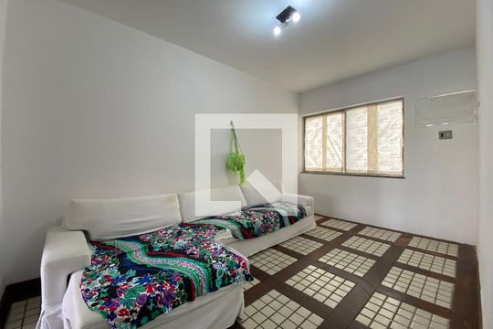 Sala 2 de apartamento para alugar com 3 quartos, 196m² em Pituba, Salvador