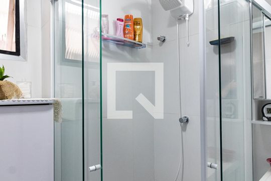 Banheiro Social de apartamento à venda com 2 quartos, 80m² em Vila Gumercindo, São Paulo