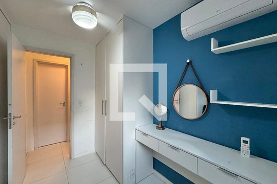 Quarto de apartamento à venda com 2 quartos, 83m² em Recreio dos Bandeirantes, Rio de Janeiro