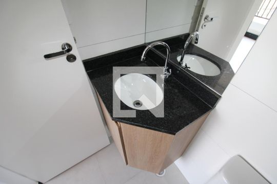 Banheiro de kitnet/studio para alugar com 1 quarto, 28m² em Jardim Sao Paulo(zona Norte), São Paulo