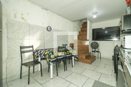 Cozinha de casa à venda com 4 quartos, 200m² em Jardim Carvalho, Porto Alegre