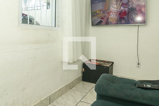 Sala de casa à venda com 4 quartos, 200m² em Jardim Carvalho, Porto Alegre