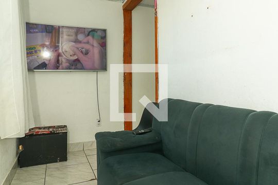 Sala de casa à venda com 4 quartos, 200m² em Jardim Carvalho, Porto Alegre