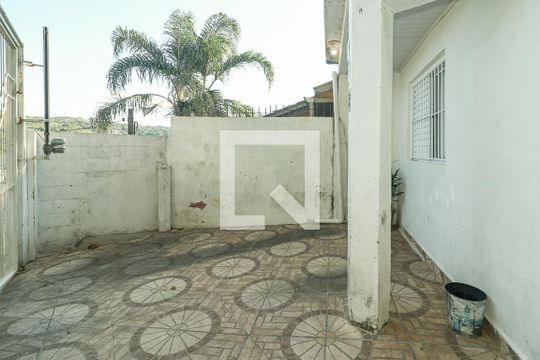 Garagem de casa à venda com 4 quartos, 200m² em Jardim Carvalho, Porto Alegre