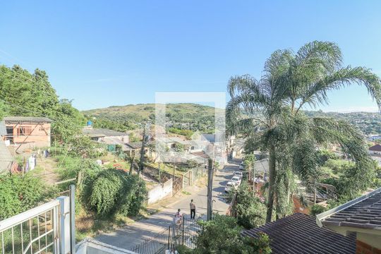 Vista de casa à venda com 4 quartos, 200m² em Jardim Carvalho, Porto Alegre