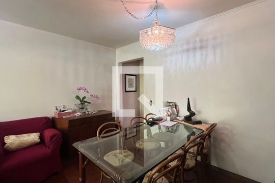 Sala  de apartamento à venda com 3 quartos, 83m² em Paraíso, São Paulo