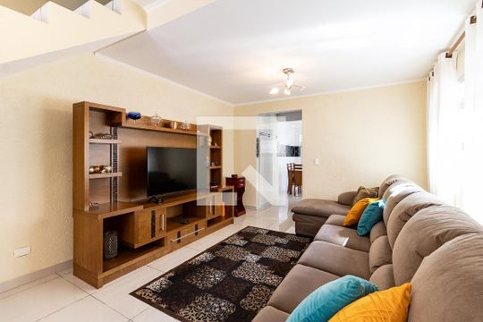 Sala de casa à venda com 3 quartos, 239m² em Vila Santo Estefano, São Paulo