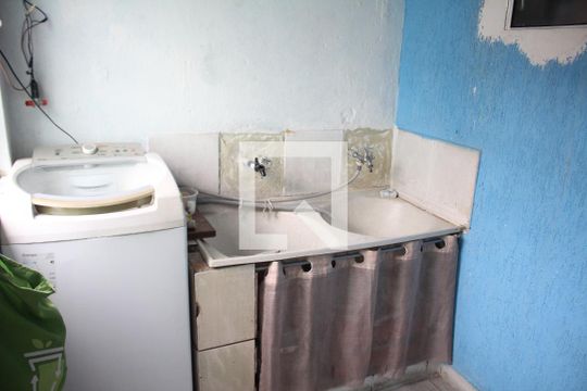 Área de Serviço de casa à venda com 4 quartos, 360m² em Santa Cruz Industrial, Contagem