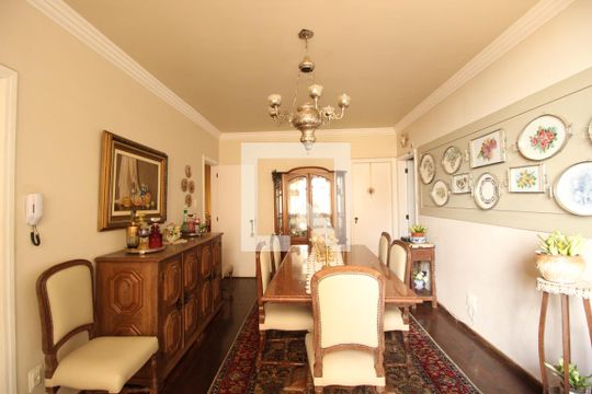 Sala de jantar  de apartamento para alugar com 4 quartos, 220m² em Anchieta, Belo Horizonte
