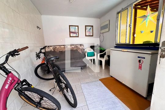 Área comum de casa à venda com 3 quartos, 360m² em Taquara, Rio de Janeiro