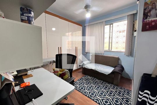 Quarto 01 de casa à venda com 3 quartos, 360m² em Taquara, Rio de Janeiro