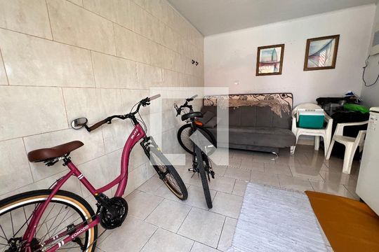Área comum de casa à venda com 3 quartos, 360m² em Taquara, Rio de Janeiro