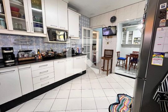 Cozinha de casa à venda com 3 quartos, 360m² em Taquara, Rio de Janeiro