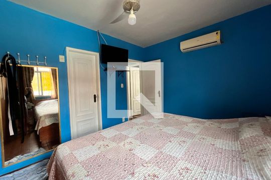 Quarto 02 - Suite de casa à venda com 3 quartos, 360m² em Taquara, Rio de Janeiro
