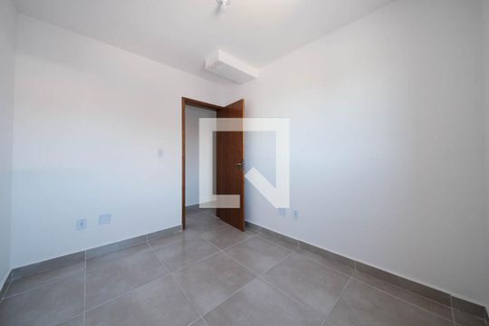 Quarto 1 de apartamento à venda com 2 quartos, 42m² em Vila Nhocuné, São Paulo