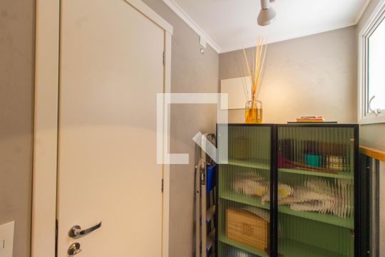 Banheiro de apartamento à venda com 2 quartos, 76m² em Igara, Canoas