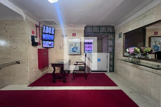Hall de entrada de apartamento à venda com 3 quartos, 138m² em Bela Vista, São Paulo