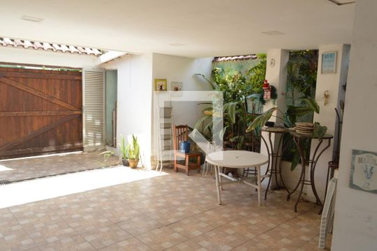 Garagem de casa de condomínio à venda com 3 quartos, 200m² em Taquara, Rio de Janeiro