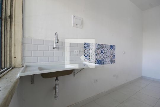 Cozinha de kitnet/studio para alugar com 1 quarto, 20m² em Jardim Novo Mundo, São Paulo
