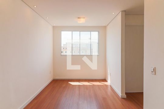 Apartamento para alugar com 2 quartos, 41m² em Jardim Boa Vista, São Paulo