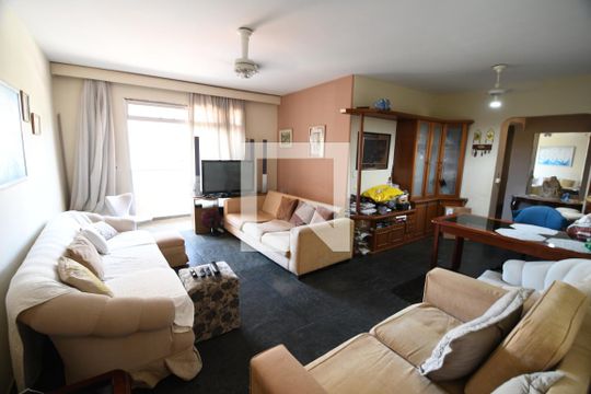 Apartamento à venda com 3 quartos, 136m² em Vila Itapura, Campinas