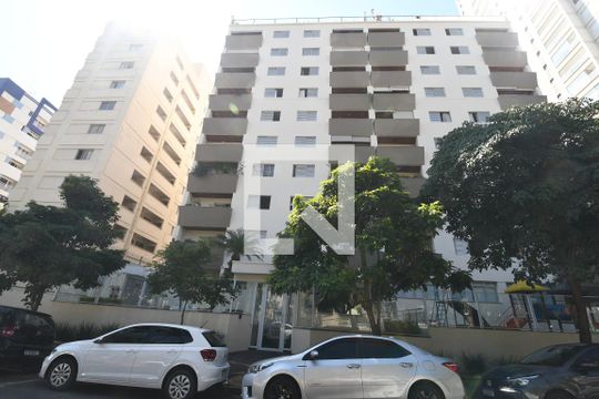 Fachada de apartamento à venda com 3 quartos, 136m² em Vila Itapura, Campinas