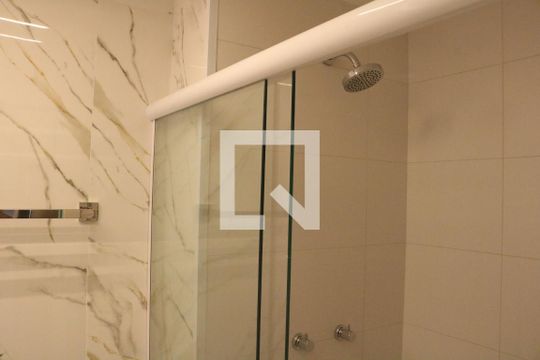 Banheiro de kitnet/studio à venda com 1 quarto, 25m² em Perdizes, São Paulo