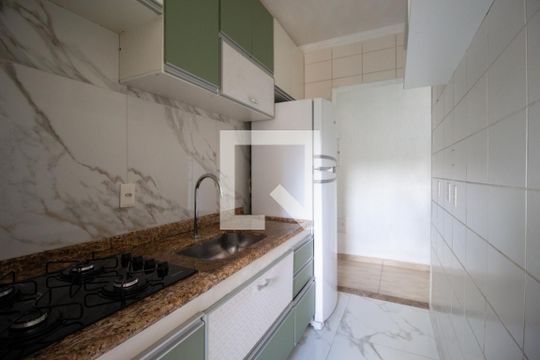 Cozinha de apartamento para alugar com 3 quartos, 66m² em Parque Santa Laura, Ferraz de Vasconcelos