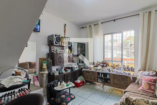 Casa para alugar com 2 quartos, 63m² em Vila Tiradentes, São Paulo