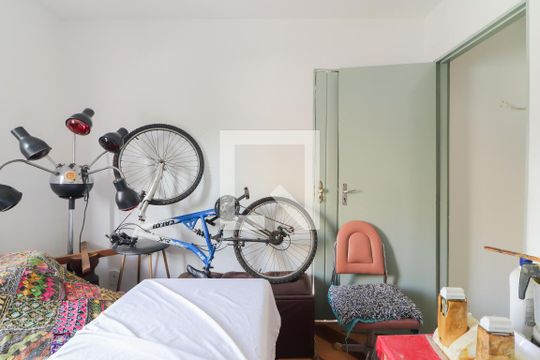 Quarto 1 de casa à venda com 2 quartos, 63m² em Vila Tiradentes, São Paulo